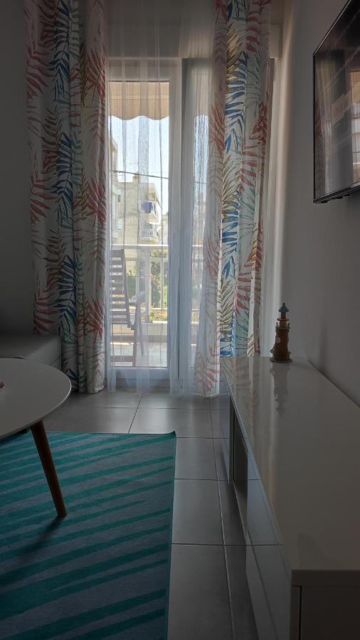 Sea Pleasure Apartment II Peraia  Exterior photo