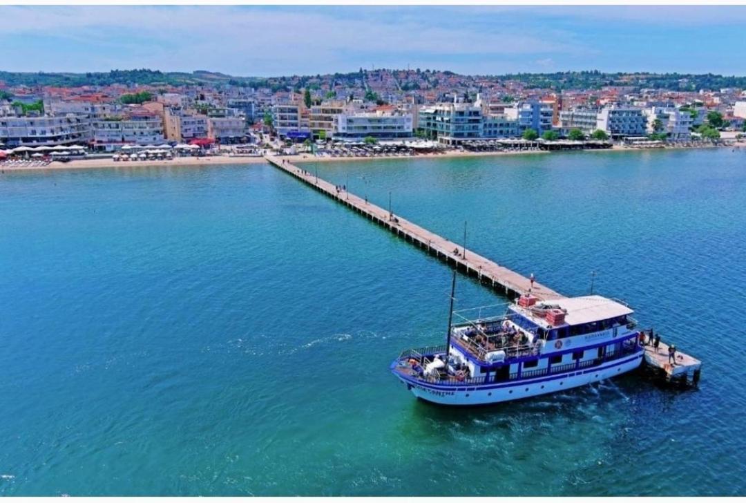 Sea Pleasure Apartment II Peraia  Exterior photo